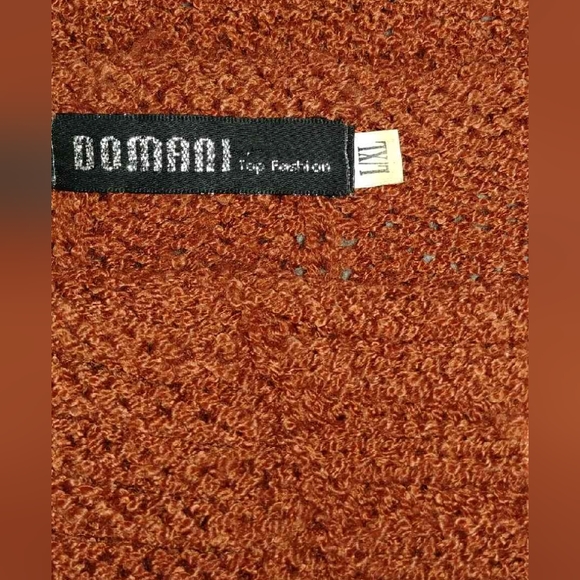 Domani knit cardigan sweater. - Picture 7 of 13